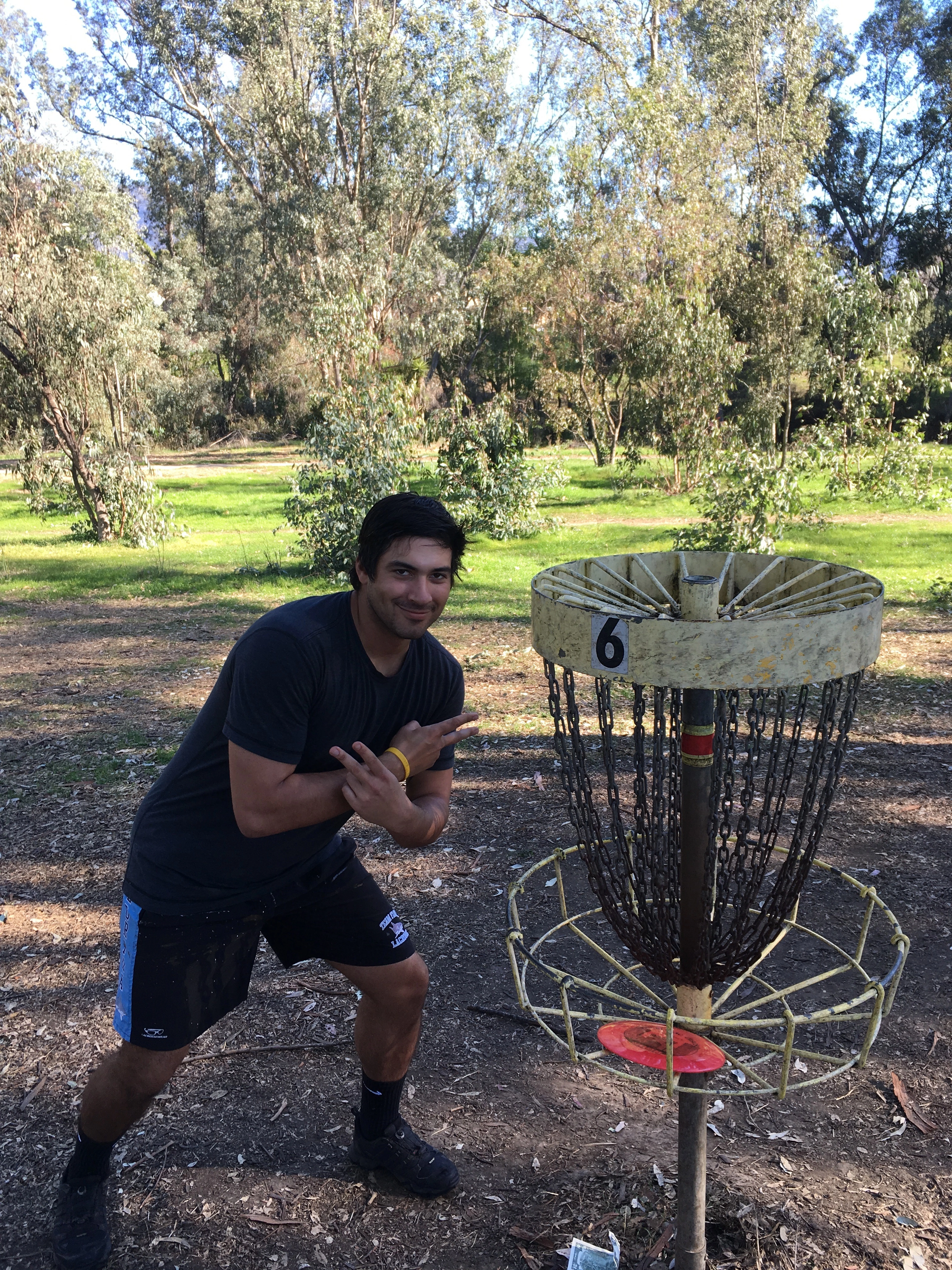 MeatHucker!=''?MeatHucker:Darius Raazi