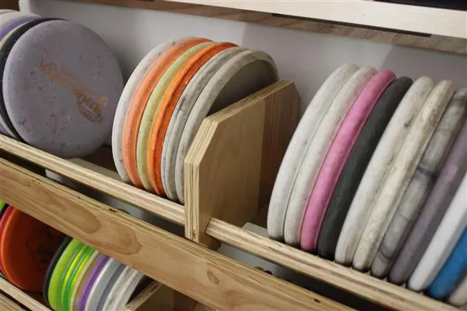 Hyzer Disc Wooden Stackable Rack